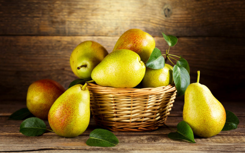 Сколько калорий в груше, пищевая ценность, полезные свойства фрукта