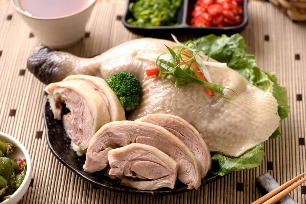 Сколько калорий в вареной курице, пищевая ценность, БЖУ диетического мяса