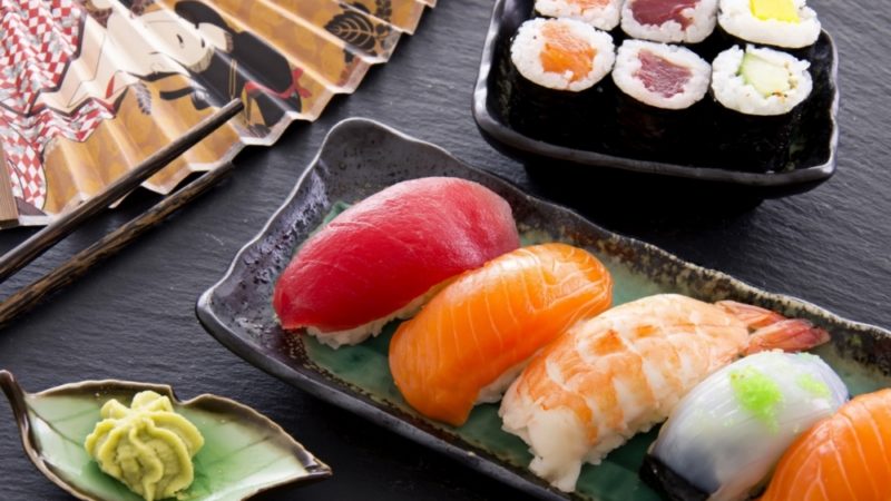 Сколько калорий в суши и роллах 🍣, БЖУ, можно ли есть на диете