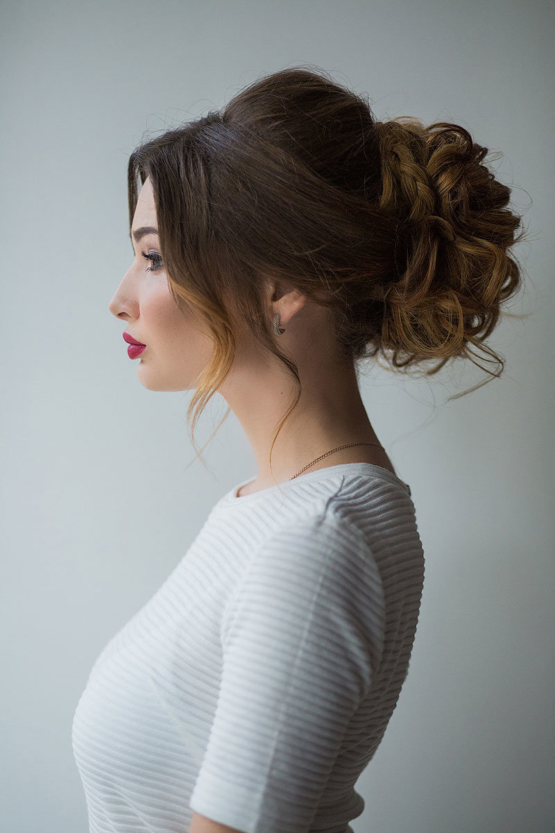 Прически пучок – 12 вариантов причесок на средние и длинные волосы