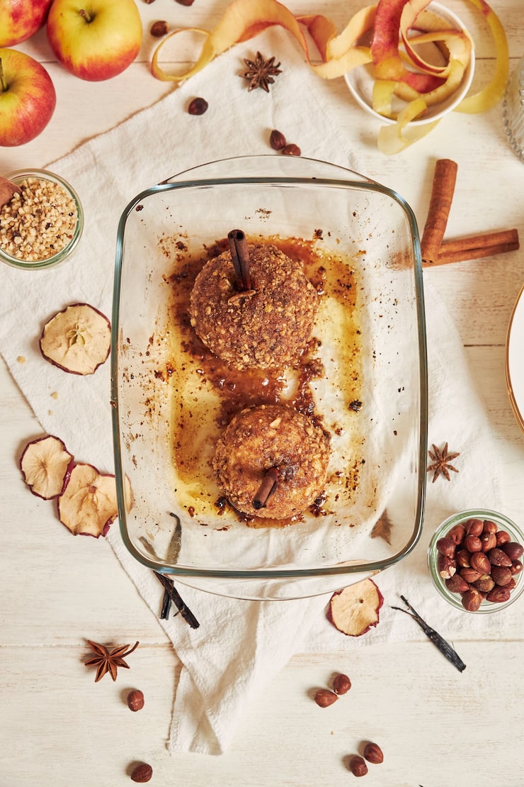 Печеные яблоки: польза и потенциальный вред для здоровья iwmjg7yexiy04gpk8y